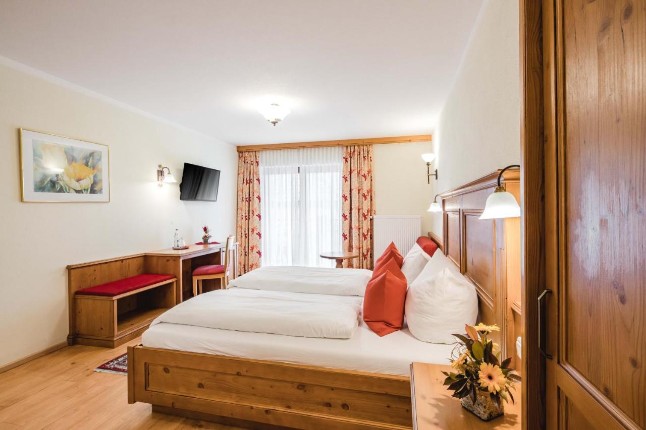 Hotel Bayrischer Loewe Osterhofen Luaran gambar