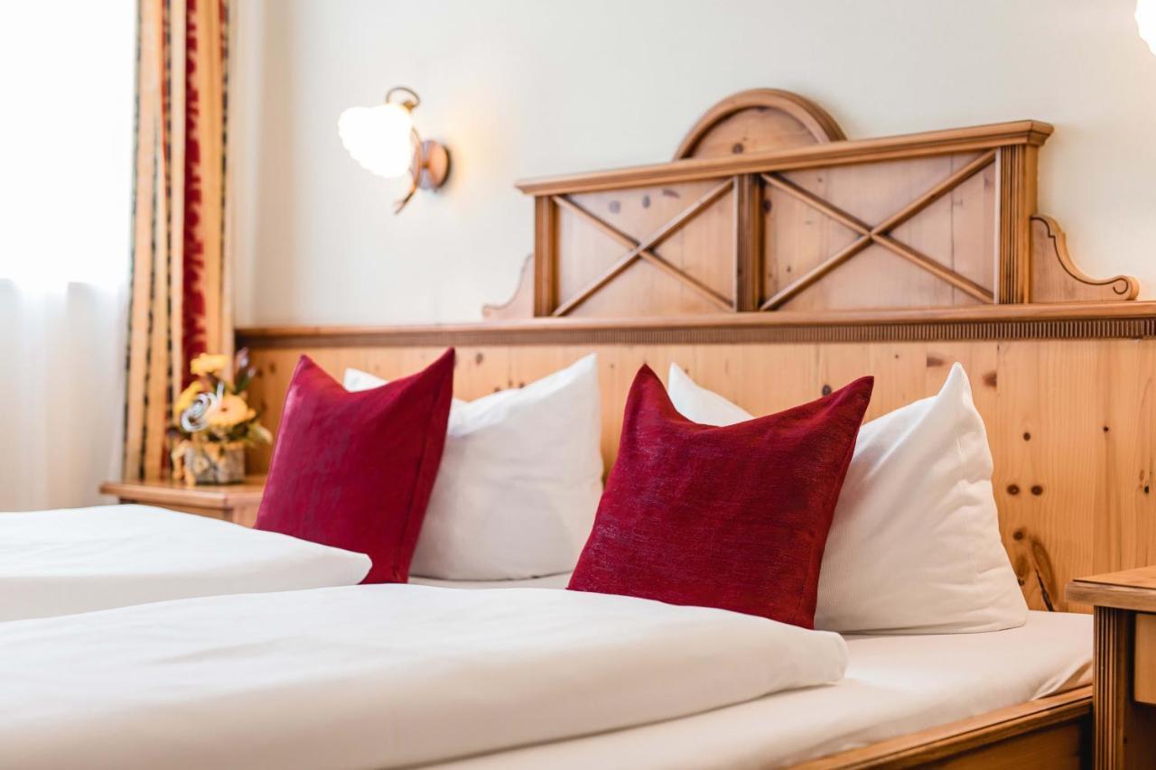 Hotel Bayrischer Loewe Osterhofen Luaran gambar