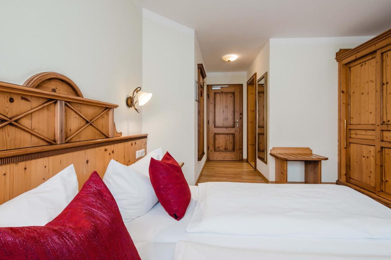 Hotel Bayrischer Loewe Osterhofen Luaran gambar