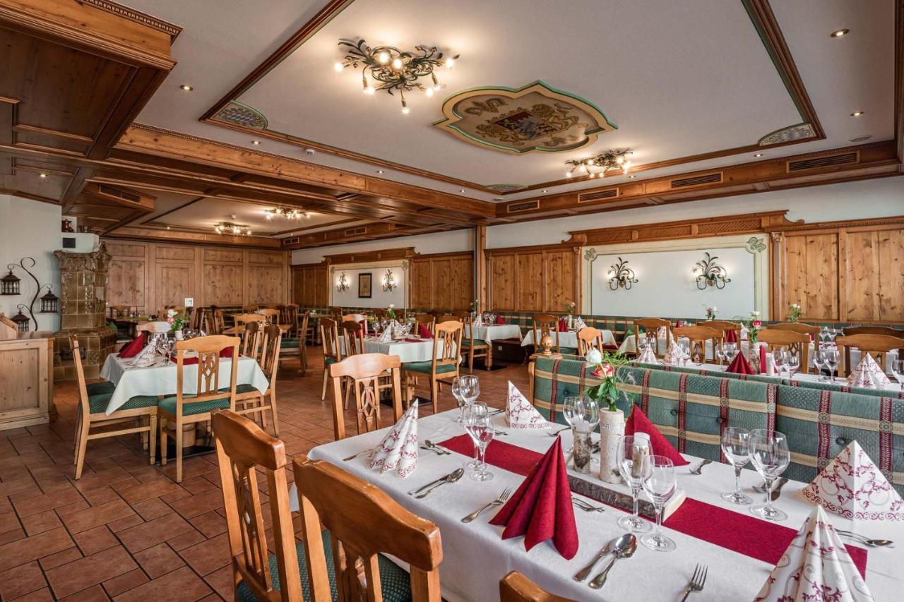 Hotel Bayrischer Loewe Osterhofen Luaran gambar