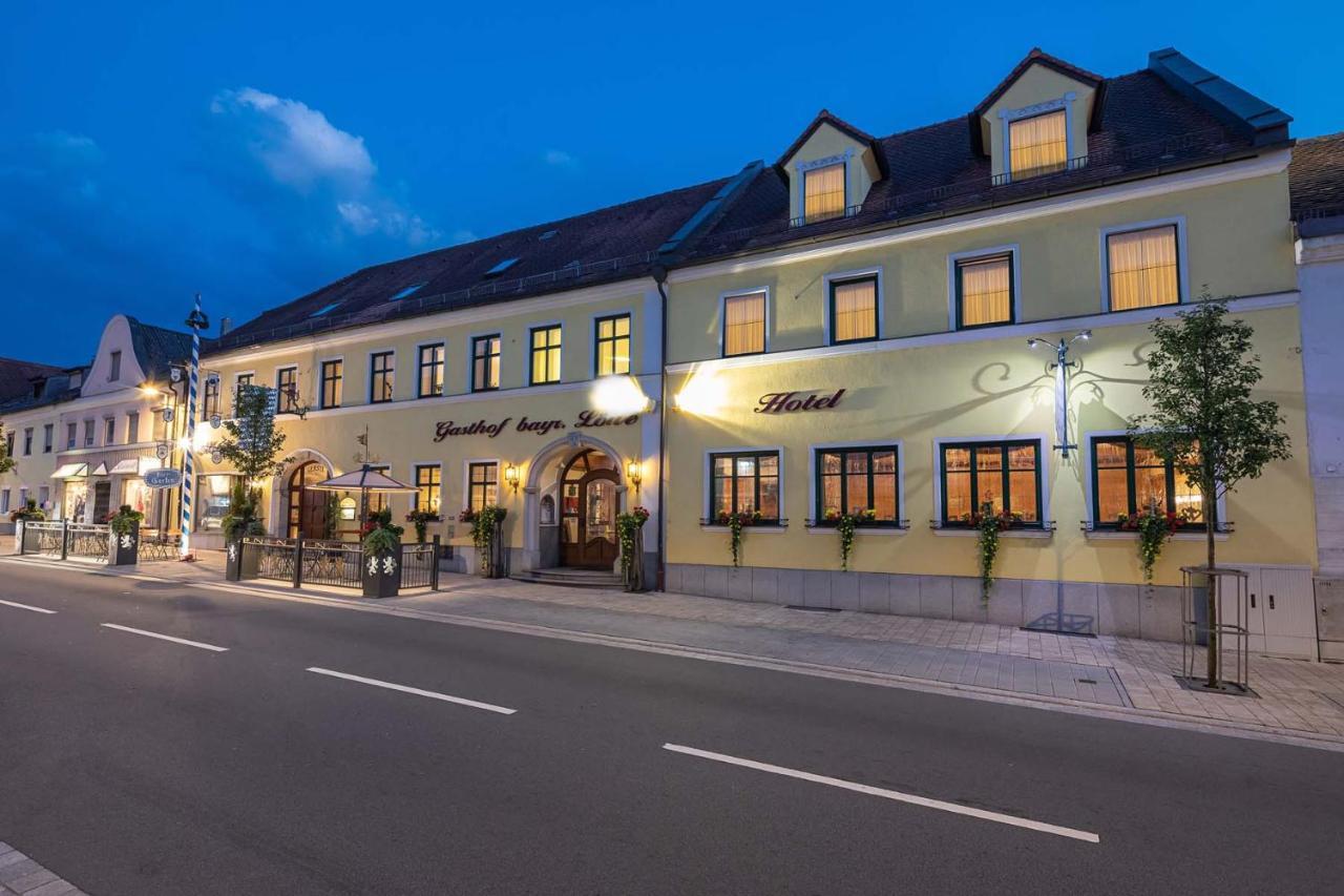 Hotel Bayrischer Loewe Osterhofen Luaran gambar