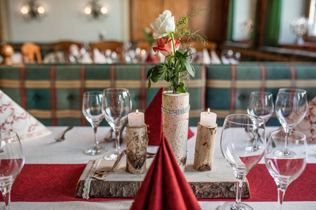 Hotel Bayrischer Loewe Osterhofen Luaran gambar