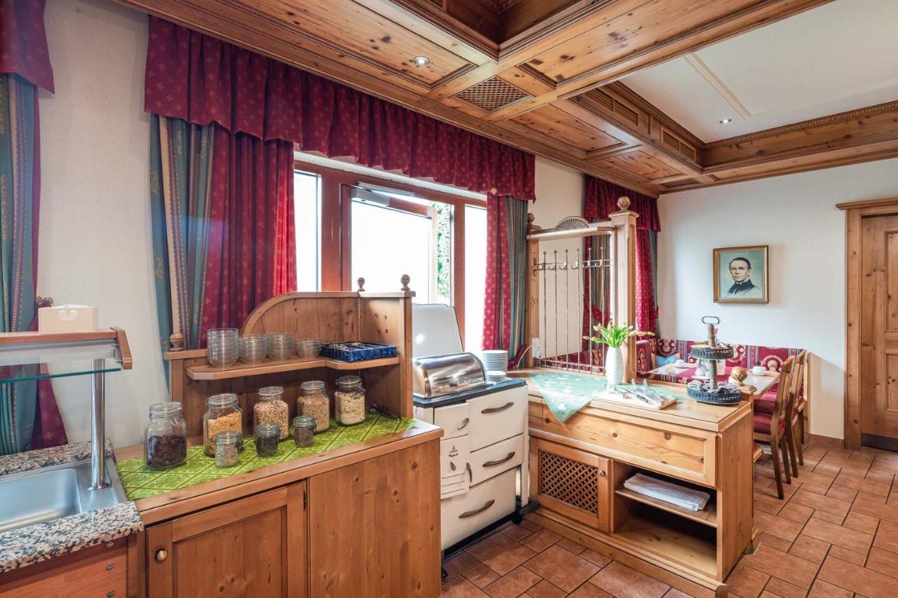 Hotel Bayrischer Loewe Osterhofen Luaran gambar