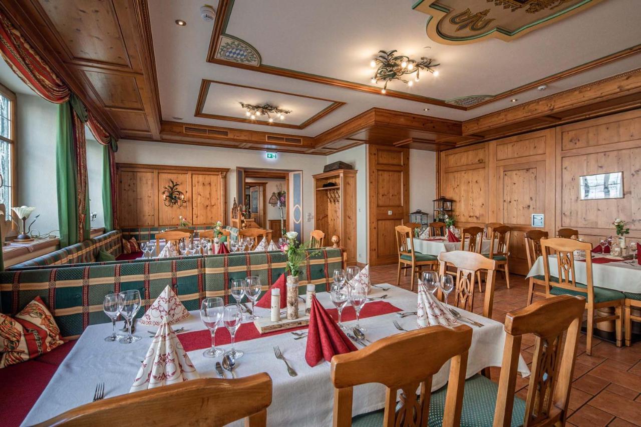 Hotel Bayrischer Loewe Osterhofen Luaran gambar
