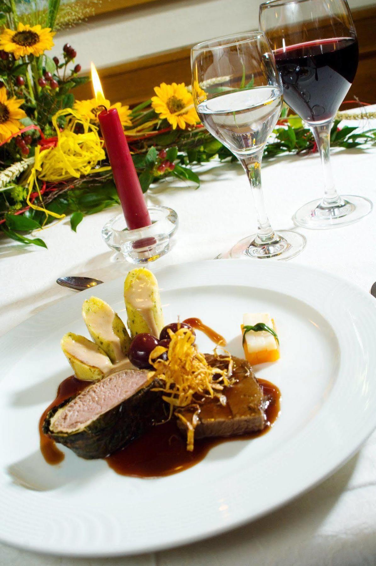 Hotel Bayrischer Loewe Osterhofen Luaran gambar